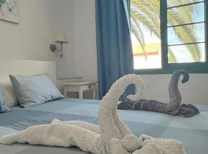 Lovely Apartment Near The Beach With Pool & Wifi